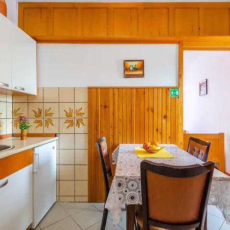 One-bedroom In Xxvii Appartamento
